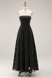 Vestido formal sin tirantes de encaje negro Línea A Long con cremallera trasera