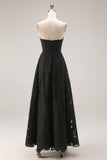 Vestido formal sin tirantes de encaje negro Línea A Long con cremallera trasera