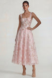 Vestido midi de corsé rosa brillante con escote cuadrado y aplicada