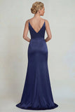 Vestido de Madre de la Novia con tirantes finos de satén azul marino y abertura
