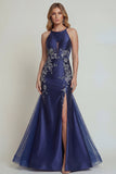 Vestido de sirena de satén de satén con capestro azul marino y abertura