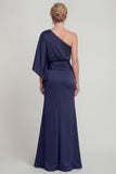Vestido largo de madre de la novia de un hombro azul marino arrugado