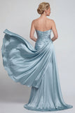 Vestido largo de satén de la madre de la novia azul con tirantes y sirena de tirantes