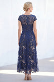 Vestido de madre de la novia azul marino brillante con escote barco