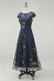 Vestido de madre de la novia azul marino brillante con escote barco