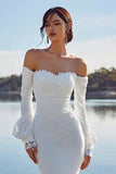 Vestido de novia Bohemio con cola barrida con sirenas aplicadas de gasa marfil y mangas