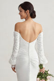 Vestido de novia Bohemio con cola barrida con sirenas aplicadas de gasa marfil y mangas