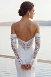 Vestido largo de novia de chiffon con grunces en sirena marfil