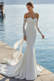 Vestido de novia de encaje largo con sirenas de marfil y apliqueos