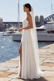 Vestido largo de novia de satén de encaje de marfil con abertura