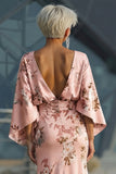 Vestido de Madre de la Novia con estampado de flores de rosa polvoriento y mangas acampanadas