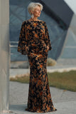 Vestido de madre de la novia con funda marrón estampado y mangas acampanadas