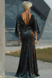 Vestido de madre de la novia con estampado verde oscuro, funda y mangas acampanadas