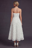 Vestido de novia largo blanco sin tirantes A Line con flores 3D