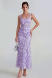 Corsé transparente lila con escote cuadrado y vestido midi floral con encaje en la espalda