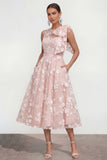 Vestido midi rosa floral con arco y cuello redondo, bolsillos