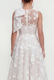 Vestido midi rosa floral con arco y cuello redondo, bolsillos