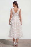 Vestido midi floral midi de escote en V lila con lazo