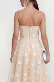 Vestido floral lila midi A-Line sin tirantes con bolsillos