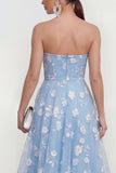 Vestido floral lila midi A-Line sin tirantes con bolsillos