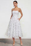 Vestido floral lila midi A-Line sin tirantes con bolsillos