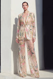 Traje de baile floral champán de dos piezas, solapa muescada y muescas