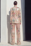 Traje de baile floral champán de dos piezas, solapa muescada y muescas