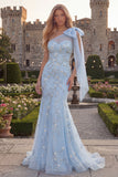 Vestido de graduación azul brillante de un solo hombro con tul con cuentas y sirena con lazo