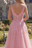 Corsé rosa de escote en V y largo vestido de tul