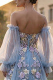Vestido de graduación azul claro Sweetheart A-line floral con aplicación y corte con abertura