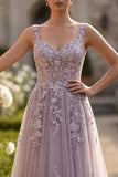 Vestido largo de graduación largo de tul de tul gris morado con apliqués florales y aplicada