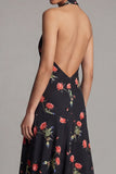 Vestido largo de invitado de boda con escote halter de gasa con estampado de flores negras rojas