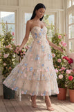 Vestido Midi floral A-Line con aplique de tul champán Sweetheart
