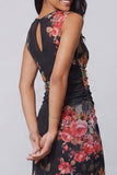 Vestido midi floral frugado estampado con escote bodycon negro de tul con ilusión