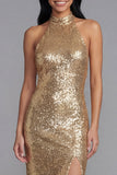 Vestido Maxi de lentejuelas con cuello halter dorado y brillante con abertura