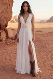 Vestido de novia de playa con volantes Maxi Marfil y escote en V y abertura