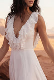 Vestido de novia de playa con volantes Maxi Marfil y escote en V y abertura