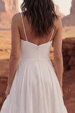 Vestido de novia largo bohemio con volantes y abertura en línea A de marfil
