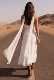 Vestido de novia de línea A con tirantes finos de marfil y abertura