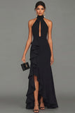 Vestido formal largo y con corte negro y vaina con escote halter, volantes y abertura
