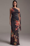 Vestido floral fruncido con cuello asimétrico y sirena