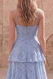Vestido Maxi de encaje en capas con volantes azul polvoriento y tirantes en línea A con apliques