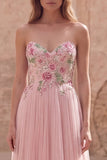 Vestido de graduación rosa brillante de tul con pliquados en forma de A, con abalorios