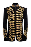 Chaqueta militar negra de cuello alto alto con cordón trenzado dorado y cruzado