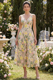 Vestido midi midi bordado en línea A de tul champán