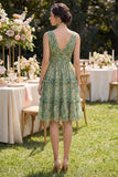 Vestido midi de líneas florales de escote en V verde polvoriento con volantes