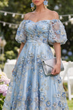 Vestido midi floral de tul con abalorios de tul azul aplicado y con abalorios