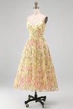 Corsé amarillo claro Bordado floral línea A Vestido de invitado Midi
