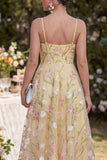 Corsé floral amarillo claro con tirantes finos Un vestido Midi de línea