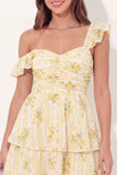 Mini vestido de graduación Mini A-Line Amarillo Floral con volantes